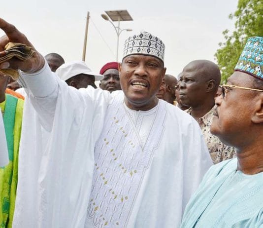 Niger: Mahamane Ousmane exige la libération des fauteurs de troubles