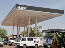Bamako livrée en carburant, des pénuries ailleurs au Mali